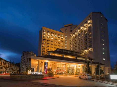 The only reason to book this hotel is that it is near the airport and therefore you can have quick transport provided by them. . Hotels nearme